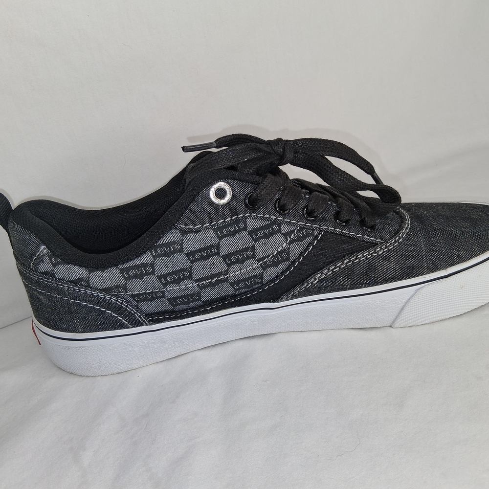 Levi's Men's Black and Gray Casual Sneakers